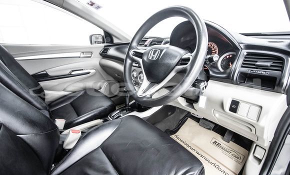 ซื้อ รถมือสอง Honda City อื่น ๆ รถยนต์ ใน %{เมือง} ใน กรุงเทพมหานคร ซื้อ รถมือสอง Honda City อื่น ๆ รถยนต์ ใน %{เมือง} ใน กรุงเทพมหานคร