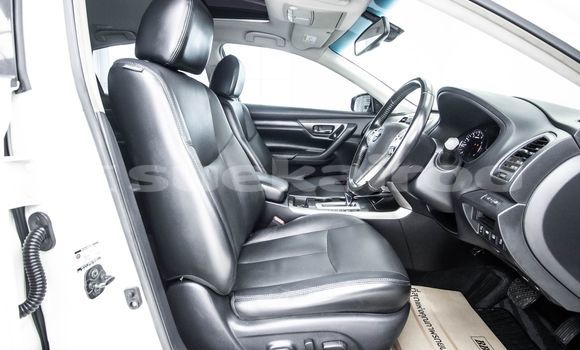 Buy Used Nissan Teana White Car in Bangkok in Bangkok Buy Used Nissan Teana White Car in Bangkok in Bangkok