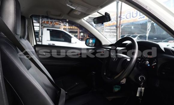 ซื้อ รถมือสอง Toyota Hiluxe Revo ขาว รถยนต์ ใน %{เมือง} ใน กรุงเทพมหานคร ซื้อ รถมือสอง Toyota Hiluxe Revo ขาว รถยนต์ ใน %{เมือง} ใน กรุงเทพมหานคร