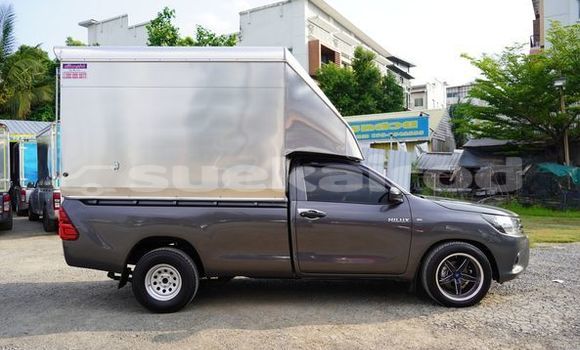ซื้อ รถมือสอง Toyota Hiluxe Revo สีดำ รถยนต์ ใน %{เมือง} ใน กรุงเทพมหานคร ซื้อ รถมือสอง Toyota Hiluxe Revo สีดำ รถยนต์ ใน %{เมือง} ใน กรุงเทพมหานคร