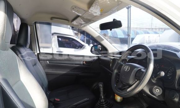 ซื้อ รถมือสอง Toyota Hiluxe Revo ขาว รถยนต์ ใน %{เมือง} ใน กรุงเทพมหานคร ซื้อ รถมือสอง Toyota Hiluxe Revo ขาว รถยนต์ ใน %{เมือง} ใน กรุงเทพมหานคร