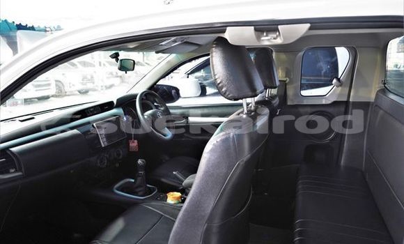 ซื้อ รถมือสอง Toyota Hiluxe Revo ขาว รถยนต์ ใน %{เมือง} ใน กรุงเทพมหานคร ซื้อ รถมือสอง Toyota Hiluxe Revo ขาว รถยนต์ ใน %{เมือง} ใน กรุงเทพมหานคร