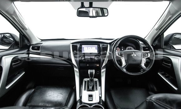 ซื้อ รถมือสอง Mitsubishi Pajero ขาว รถยนต์ ใน %{เมือง} ใน กรุงเทพมหานคร ซื้อ รถมือสอง Mitsubishi Pajero ขาว รถยนต์ ใน %{เมือง} ใน กรุงเทพมหานคร