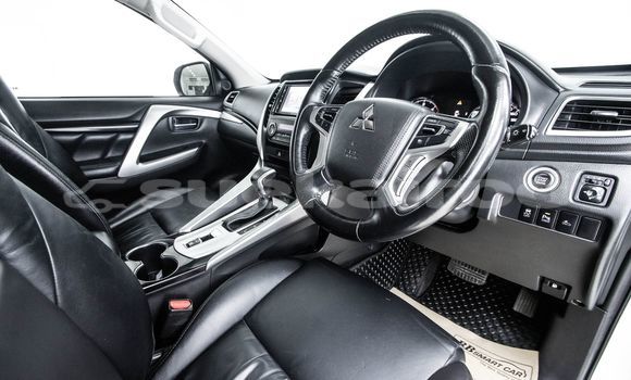 ซื้อ รถมือสอง Mitsubishi Pajero ขาว รถยนต์ ใน %{เมือง} ใน กรุงเทพมหานคร ซื้อ รถมือสอง Mitsubishi Pajero ขาว รถยนต์ ใน %{เมือง} ใน กรุงเทพมหานคร