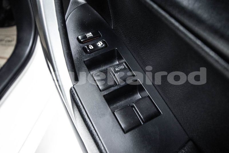 Big with watermark toyota altis bangkok bangkok 64054