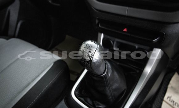 Buy Used Chevrolet Colorado White Car in Bangkok in Bangkok Buy Used Chevrolet Colorado White Car in Bangkok in Bangkok