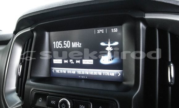 Buy Used Chevrolet Colorado White Car in Bangkok in Bangkok Buy Used Chevrolet Colorado White Car in Bangkok in Bangkok