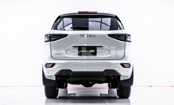 Buy Used Isuzu MU-X White Car in Bangkok in Bangkok Buy Used Isuzu MU-X White Car in Bangkok in Bangkok