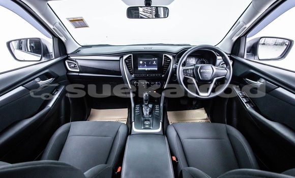 Buy Used Isuzu MU-X White Car in Bangkok in Bangkok Buy Used Isuzu MU-X White Car in Bangkok in Bangkok