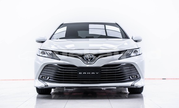 Buy Used Toyota Camry White Car in Bangkok in Bangkok Buy Used Toyota Camry White Car in Bangkok in Bangkok
