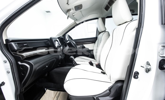 ซื้อ รถมือสอง Suzuki Ertiga ขาว รถยนต์ ใน %{เมือง} ใน กรุงเทพมหานคร ซื้อ รถมือสอง Suzuki Ertiga ขาว รถยนต์ ใน %{เมือง} ใน กรุงเทพมหานคร