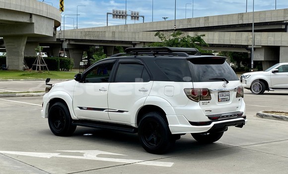 ซื้อ รถมือสอง Toyota Fortuner ขาว รถยนต์ ใน %{เมือง} ใน กรุงเทพมหานคร ซื้อ รถมือสอง Toyota Fortuner ขาว รถยนต์ ใน %{เมือง} ใน กรุงเทพมหานคร
