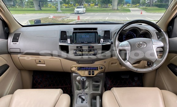 ซื้อ รถมือสอง Toyota Fortuner ขาว รถยนต์ ใน %{เมือง} ใน กรุงเทพมหานคร ซื้อ รถมือสอง Toyota Fortuner ขาว รถยนต์ ใน %{เมือง} ใน กรุงเทพมหานคร