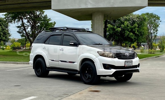 ซื้อ รถมือสอง Toyota Fortuner ขาว รถยนต์ ใน %{เมือง} ใน กรุงเทพมหานคร ซื้อ รถมือสอง Toyota Fortuner ขาว รถยนต์ ใน %{เมือง} ใน กรุงเทพมหานคร