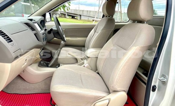ซื้อ รถมือสอง Toyota Hiluxe VIGO อื่น ๆ รถยนต์ ใน %{เมือง} ใน กรุงเทพมหานคร ซื้อ รถมือสอง Toyota Hiluxe VIGO อื่น ๆ รถยนต์ ใน %{เมือง} ใน กรุงเทพมหานคร