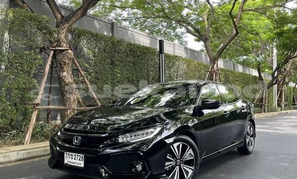 ซื้อ รถมือสอง Honda Civic สีดำ รถยนต์ ใน %{เมือง} ใน กรุงเทพมหานคร