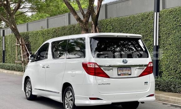 Buy Used Toyota Alphard White Car in Bangkok in Bangkok Buy Used Toyota Alphard White Car in Bangkok in Bangkok