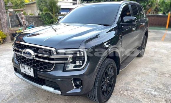 ซื้อ รถมือสอง Ford Everest สีดำ รถยนต์ ใน %{เมือง} ใน กรุงเทพมหานคร ซื้อ รถมือสอง Ford Everest สีดำ รถยนต์ ใน %{เมือง} ใน กรุงเทพมหานคร