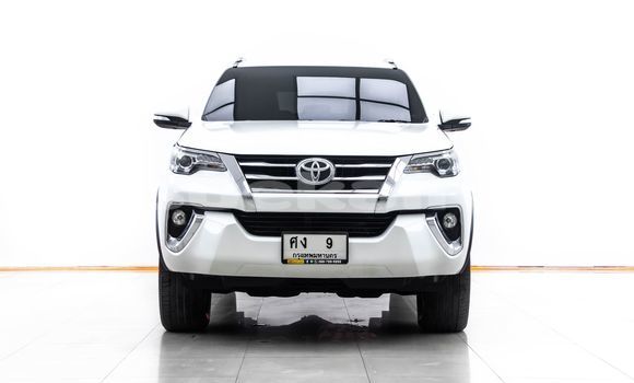 ซื้อ รถมือสอง Toyota Fortuner ขาว รถยนต์ ใน %{เมือง} ใน กรุงเทพมหานคร ซื้อ รถมือสอง Toyota Fortuner ขาว รถยนต์ ใน %{เมือง} ใน กรุงเทพมหานคร