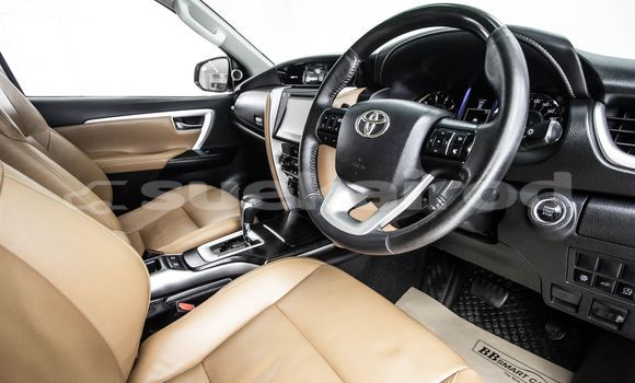 ซื้อ รถมือสอง Toyota Fortuner ขาว รถยนต์ ใน %{เมือง} ใน กรุงเทพมหานคร ซื้อ รถมือสอง Toyota Fortuner ขาว รถยนต์ ใน %{เมือง} ใน กรุงเทพมหานคร