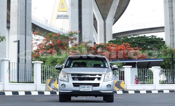 Buy Used Isuzu D-Max Silver Car in Bangkok in Bangkok Buy Used Isuzu D-Max Silver Car in Bangkok in Bangkok