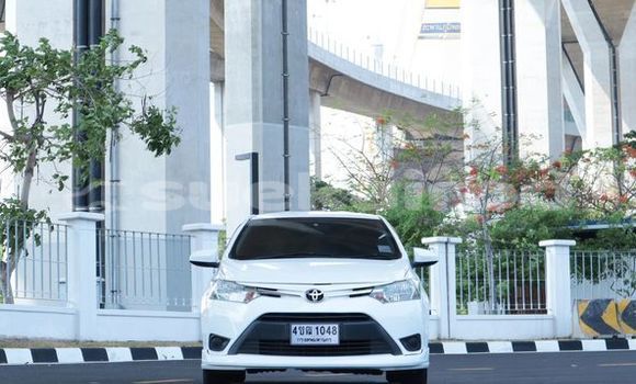 Buy Used Toyota Soluna Vios White Car in Bangkok in Bangkok Buy Used Toyota Soluna Vios White Car in Bangkok in Bangkok