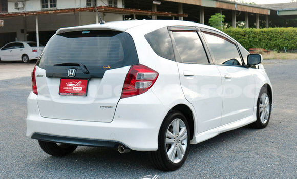 ซื้อ รถมือสอง Honda Jazz ขาว รถยนต์ ใน %{เมือง} ใน สระบุรี ซื้อ รถมือสอง Honda Jazz ขาว รถยนต์ ใน %{เมือง} ใน สระบุรี