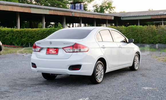 ซื้อ รถมือสอง Suzuki Ciaz ขาว รถยนต์ ใน %{เมือง} ใน สระบุรี ซื้อ รถมือสอง Suzuki Ciaz ขาว รถยนต์ ใน %{เมือง} ใน สระบุรี