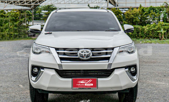 ซื้อ รถมือสอง Toyota Fortuner ขาว รถยนต์ ใน %{เมือง} ใน สระบุรี ซื้อ รถมือสอง Toyota Fortuner ขาว รถยนต์ ใน %{เมือง} ใน สระบุรี