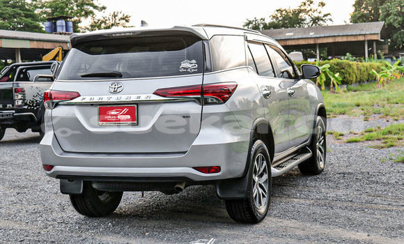 ซื้อ รถมือสอง Toyota Fortuner เงิน รถยนต์ ใน %{เมือง} ใน สระบุรี ซื้อ รถมือสอง Toyota Fortuner เงิน รถยนต์ ใน %{เมือง} ใน สระบุรี