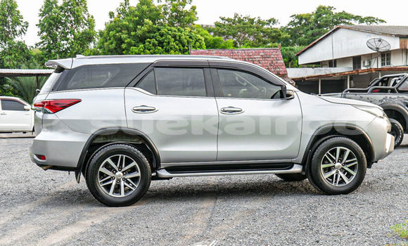ซื้อ รถมือสอง Toyota Fortuner เงิน รถยนต์ ใน %{เมือง} ใน สระบุรี ซื้อ รถมือสอง Toyota Fortuner เงิน รถยนต์ ใน %{เมือง} ใน สระบุรี
