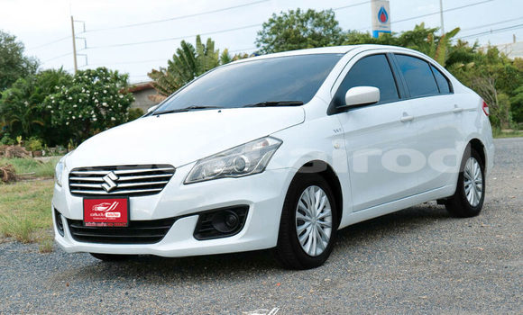 ซื้อ รถมือสอง Suzuki Ciaz ขาว รถยนต์ ใน %{เมือง} ใน สระบุรี