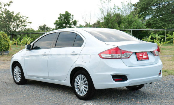 ซื้อ รถมือสอง Suzuki Ciaz ขาว รถยนต์ ใน %{เมือง} ใน สระบุรี ซื้อ รถมือสอง Suzuki Ciaz ขาว รถยนต์ ใน %{เมือง} ใน สระบุรี