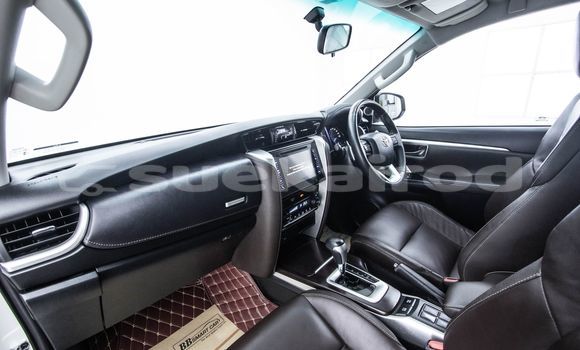 ซื้อ รถมือสอง Toyota Fortuner ขาว รถยนต์ ใน %{เมือง} ใน กรุงเทพมหานคร ซื้อ รถมือสอง Toyota Fortuner ขาว รถยนต์ ใน %{เมือง} ใน กรุงเทพมหานคร