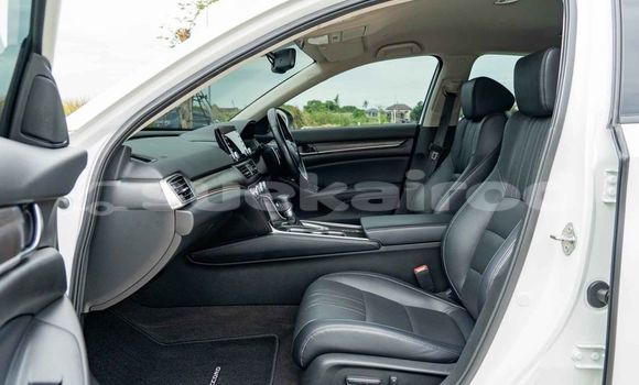 Buy Used Honda Accord White Car in Bangkok in Bangkok Buy Used Honda Accord White Car in Bangkok in Bangkok