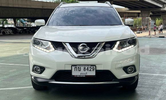 Buy Used Nissan X-Trail White Car in Bangkok in Bangkok