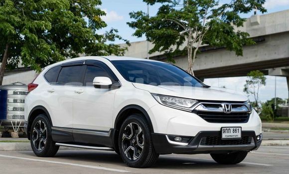 Buy Used Honda CR-V White Car in Bangkok in Bangkok Buy Used Honda CR-V White Car in Bangkok in Bangkok