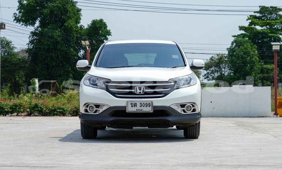 Buy Used Honda CR-V White Car in Bangkok in Bangkok