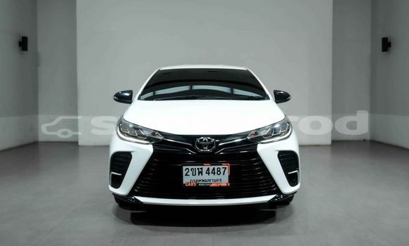 Buy Used Toyota Yaris White Car in Bangkok in Bangkok