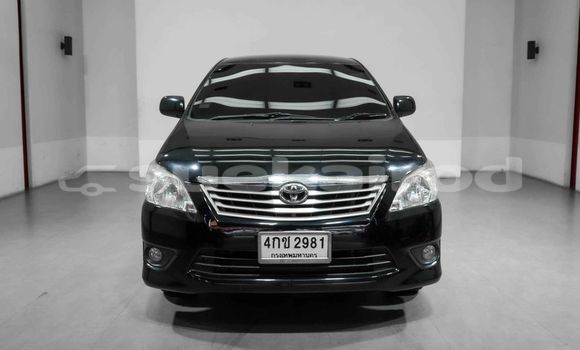 ซื้อ รถมือสอง Toyota Innova สีดำ รถยนต์ ใน %{เมือง} ใน กรุงเทพมหานคร