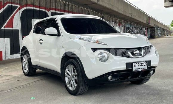Buy Used Nissan Juke White Car in Bangkok in Bangkok