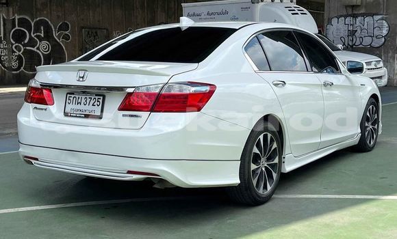 Buy Used Honda Accord White Car in Bangkok in Bangkok Buy Used Honda Accord White Car in Bangkok in Bangkok