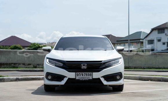 Buy Used Honda Civic White Car in Bangkok in Bangkok