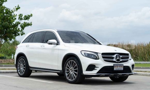 ซื้อ รถมือสอง Mercedes-Benz GLC ขาว รถยนต์ ใน %{เมือง} ใน กรุงเทพมหานคร ซื้อ รถมือสอง Mercedes-Benz GLC ขาว รถยนต์ ใน %{เมือง} ใน กรุงเทพมหานคร