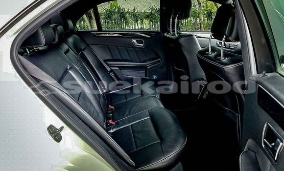 Buy Used Mercedes‒Benz E–Class White Car in Bangkok in Bangkok Buy Used Mercedes‒Benz E–Class White Car in Bangkok in Bangkok