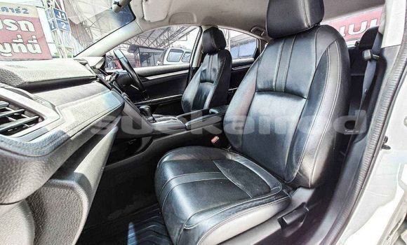 ซื้อ รถมือสอง Honda Civic ขาว รถยนต์ ใน %{เมือง} ใน กรุงเทพมหานคร ซื้อ รถมือสอง Honda Civic ขาว รถยนต์ ใน %{เมือง} ใน กรุงเทพมหานคร