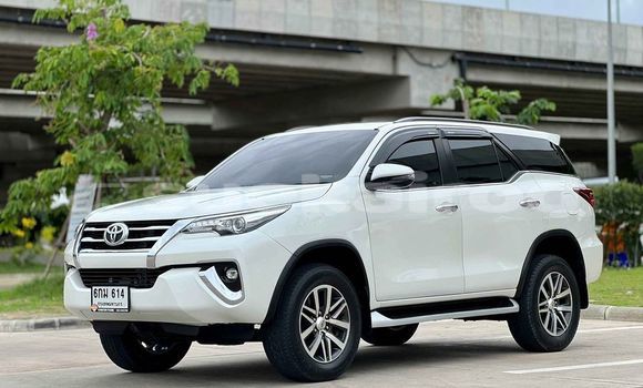 ซื้อ รถมือสอง Toyota Fortuner ขาว รถยนต์ ใน %{เมือง} ใน กรุงเทพมหานคร ซื้อ รถมือสอง Toyota Fortuner ขาว รถยนต์ ใน %{เมือง} ใน กรุงเทพมหานคร