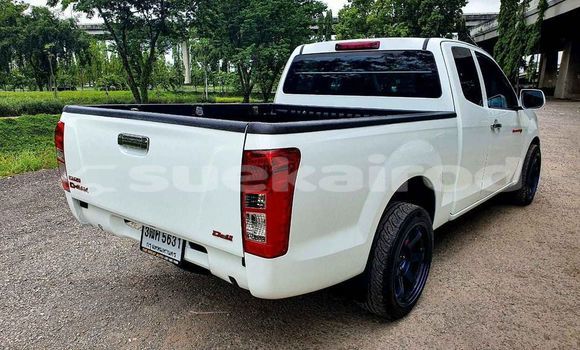 Buy Used Isuzu D-Max White Car in Bangkok in Bangkok Buy Used Isuzu D-Max White Car in Bangkok in Bangkok
