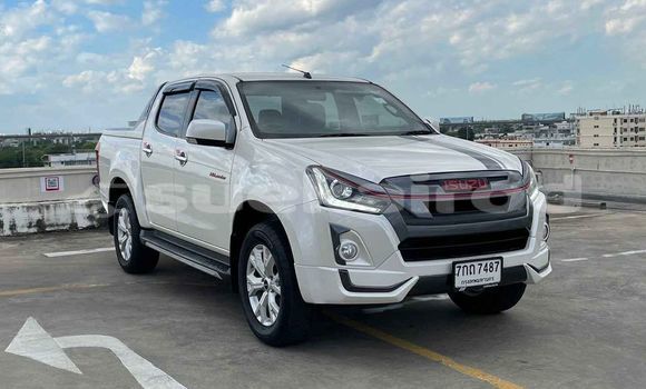 Buy Used Isuzu D-Max White Car in Bangkok in Bangkok