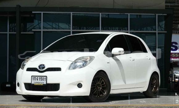 ซื้อ รถมือสอง Toyota Yaris ขาว รถยนต์ ใน %{เมือง} ใน กรุงเทพมหานคร ซื้อ รถมือสอง Toyota Yaris ขาว รถยนต์ ใน %{เมือง} ใน กรุงเทพมหานคร